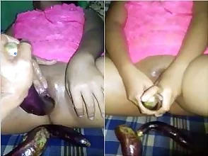 Hot wife from India shows her great pussy in hot video with XXX Malkin.